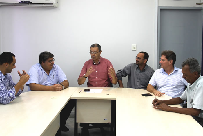 Cohidro assina ordem de serviço para obras do Proinveste em Lagarto