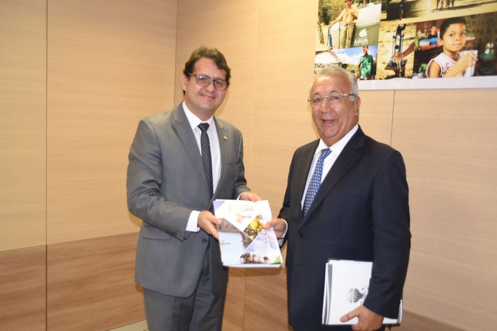 Governador garante liberação de recursos para adutora do São Francisco e barragem em Poço Redondo