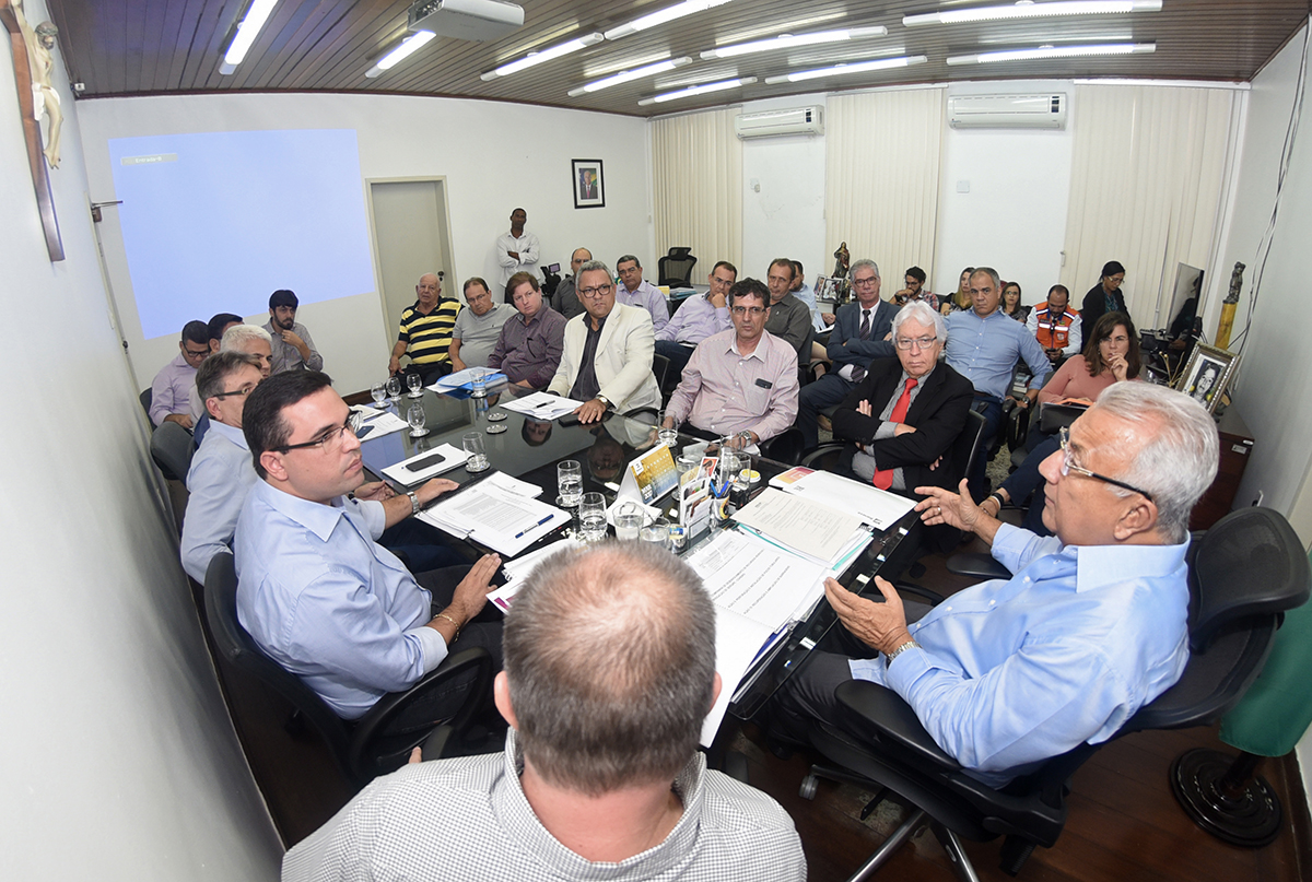 Governo integrará ações de combate à seca com foco no Alto Sertão