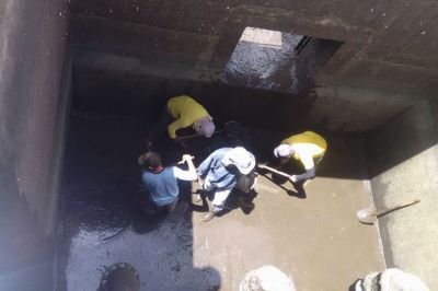 A limpeza se faz necessaria para evitar danificar o equipamento de bombeamento e irrigacao - foto Edmilson Cordeiro