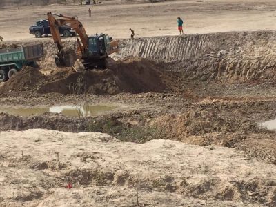 Barragem em Tobias Barreto sendo recuperada