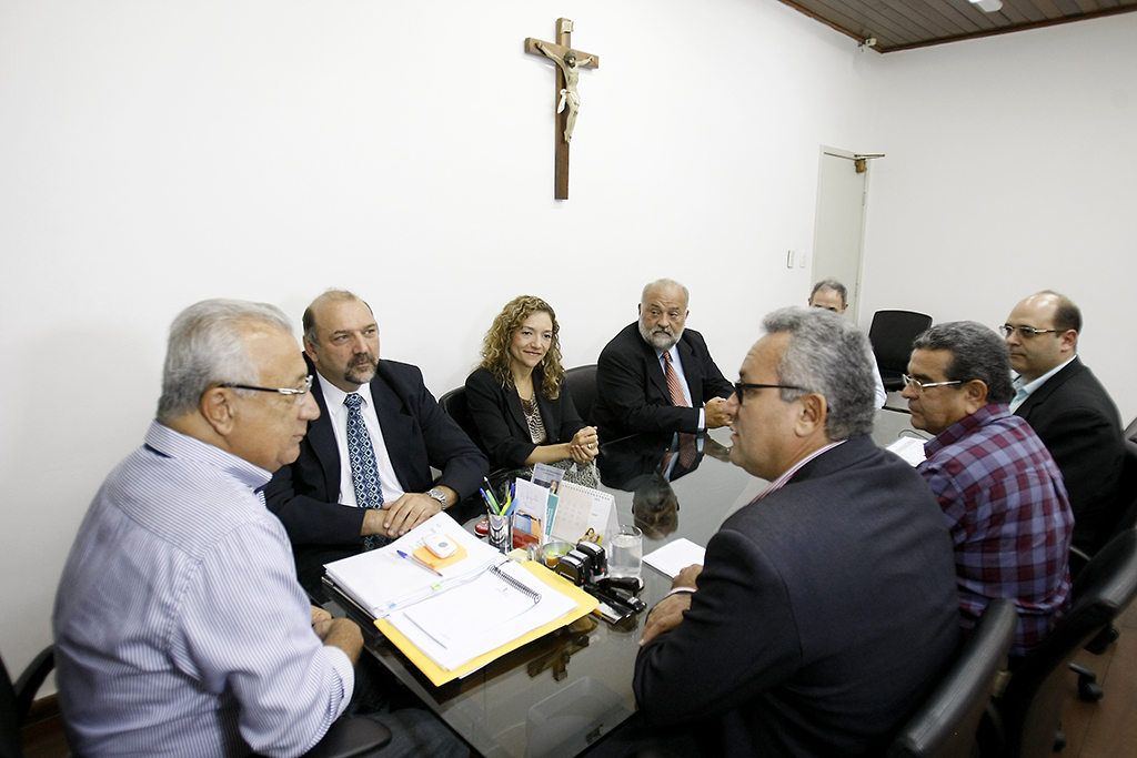 Jackson Barreto recebe missão do Banco Mundial para Programa Águas de Sergipe