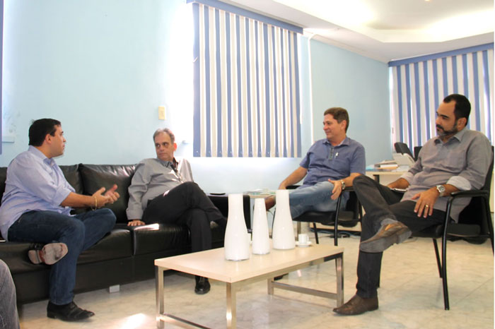 Cohidro e Codevasf ajustam continuidade de parcerias em Canindé