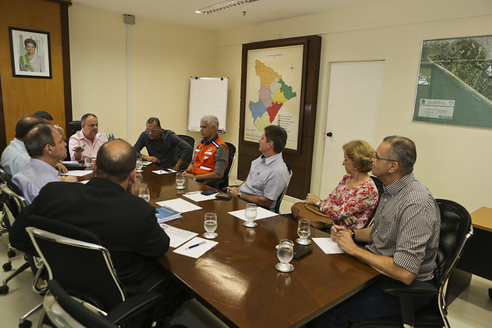 Belivaldo discute ações integradas para enfrentar a seca em Sergipe