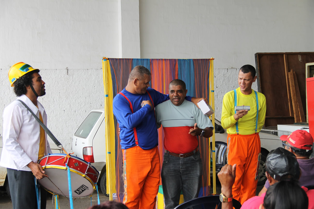 Sesi Sergipe faz teatro sobre Segurança no Trabalho na Cohidro