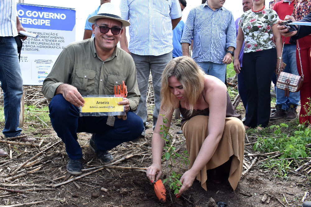 Governo inicia plantio de 600 mil mudas para recuperação de matas ciliares da Bacia do Rio Sergipe