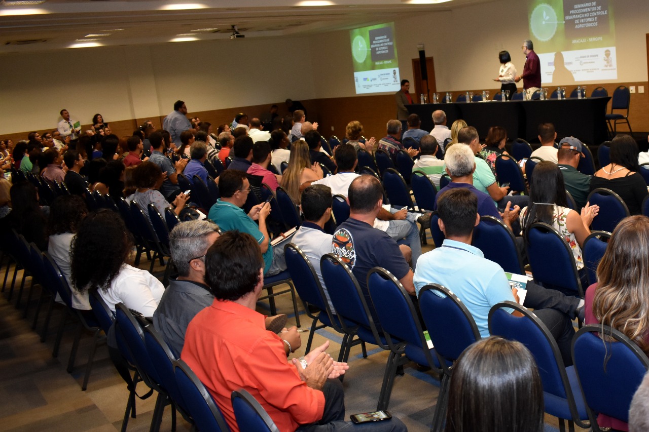 Governo promove seminário para discutir uso indiscriminado de agrotóxicos