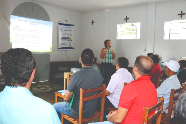 Águas de Sergipe capacita técnicos em gestão dos recursos naturais e certificação agroecológica