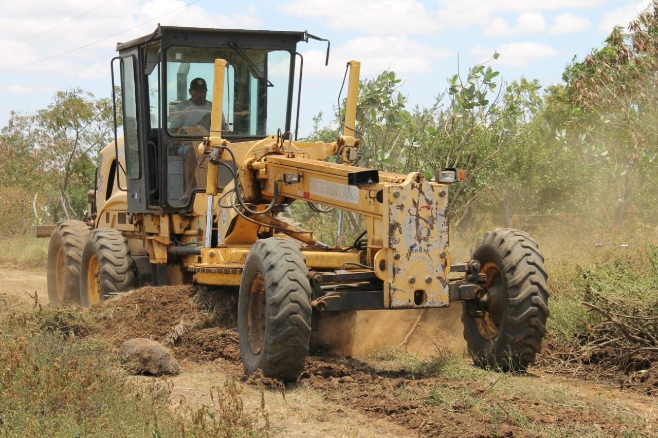 DER e Cohidro firmam cooperação para recuperar estradas e limpar canais de irrigação