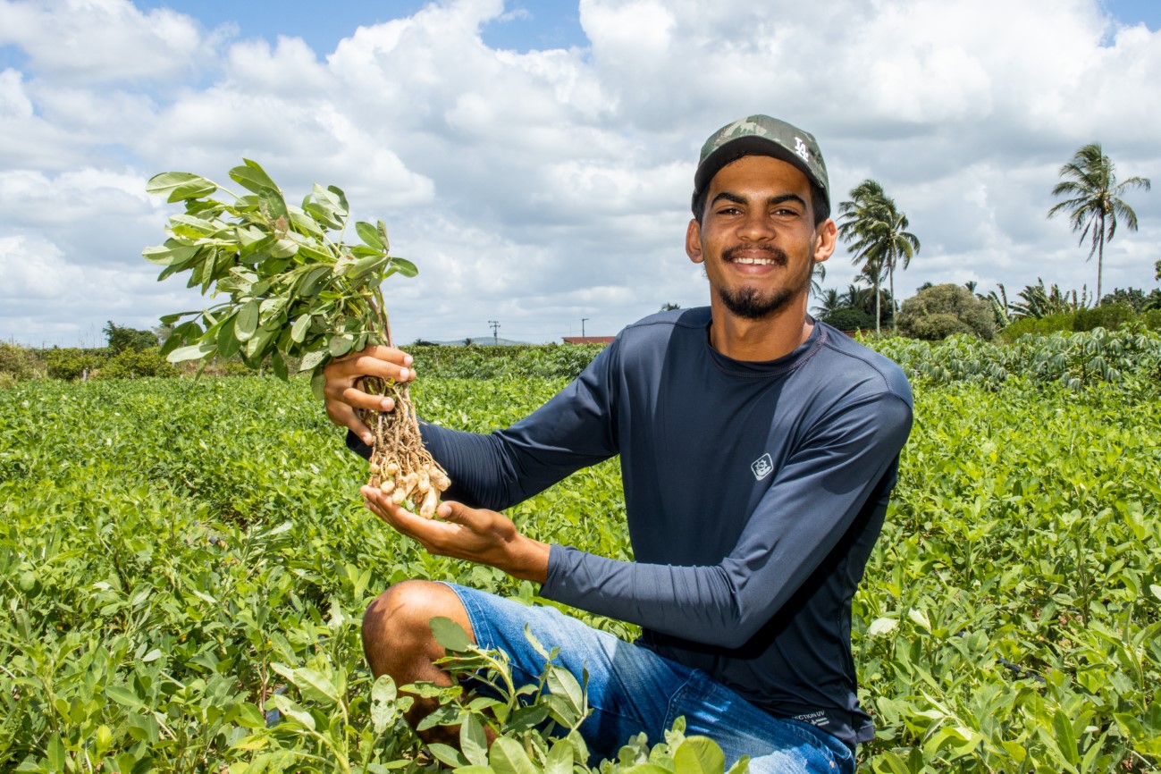 Apoio do Estado à agricultura familiar garante renda para produtores e diversidade de alimentos na mesa dos sergipanos