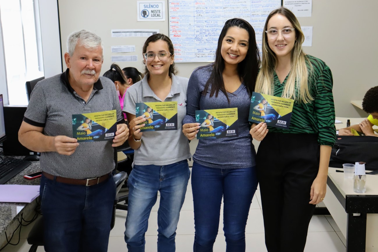 [galeria de fotos] Coderse divulga campanha do Maio Amarelo em parceria com o SESI