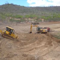 Obras em barragens alteram a paisagem e ampliam a capacidade de acúmulo de água no Sertão (Assentamento João Pedro Teixeira, Canindé do São Francisco) - Foto Valdi Aragão