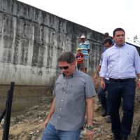 Presidente Felizola e o diretor João Fonseca acompanharam de perto a situação da barragem - Foto Ascom/Cohidro