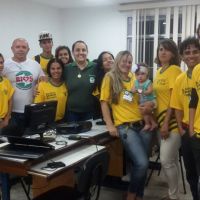 Autoridades, agricultores, técnicos da Cohidro e os jovens da B5. Fotos: B5-Jovem