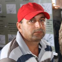 Josivan Freie Santos - com o pai, cultiva lote desde o surgimento do Perímetro da Ribeira