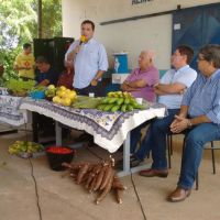 Em Canindé, o presidente Felizola anunciou aos agricultores a chegada dos novas moto-bombas