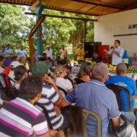 Presidente Felizola fala aos irrigantes do Califórnia (Foto Edmilson Cordeiro)
