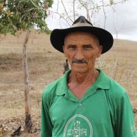 Seu Manoel, nascido e criado na beira da Barragem do Algodão - foto Fernando Augusto (Ascom-Cohidro)