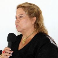 Eliane Moraes elogia a competência do agrônomo Gonzaga, na capacitação dos técnicos e estagiários - Foto Fernando Augusto (Ascom Cohidro)