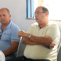 O técnico agrícola Sérgio Luiz Xavier acompanha os produtores no PAA, informando que nos dois projetos aprovados no Califórnia, só aguardam liberação dos recursos - Foto Fernando Augusto (Ascom-Cohidro)