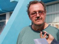 Engenheiro Clayton Araújo fiscaliza a obra realizada por empresa licitada via PAS - foto Ascom Cohidro